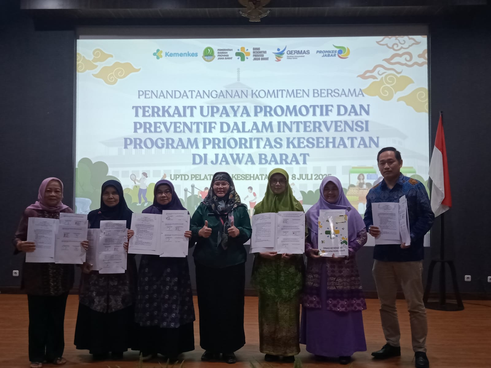 Pemdaprov Jabar Luncurkan Buku Panduan Gerakan Masyarakat Hidup Sehat