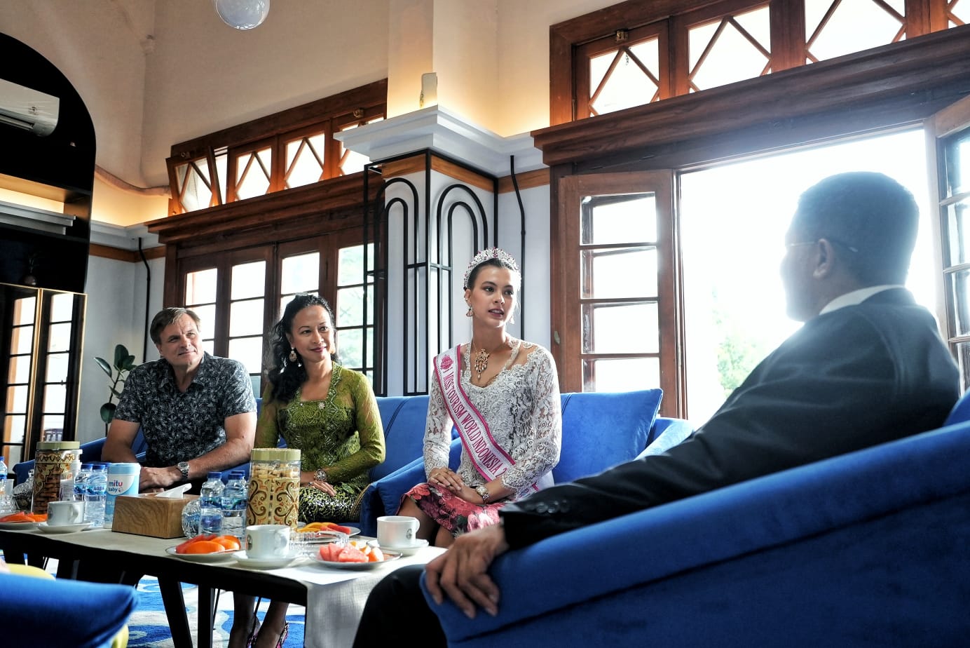 Wagub Erwan Dukung Sophia Rebecca Harumkan Jabar pada Miss World Tourism 2026