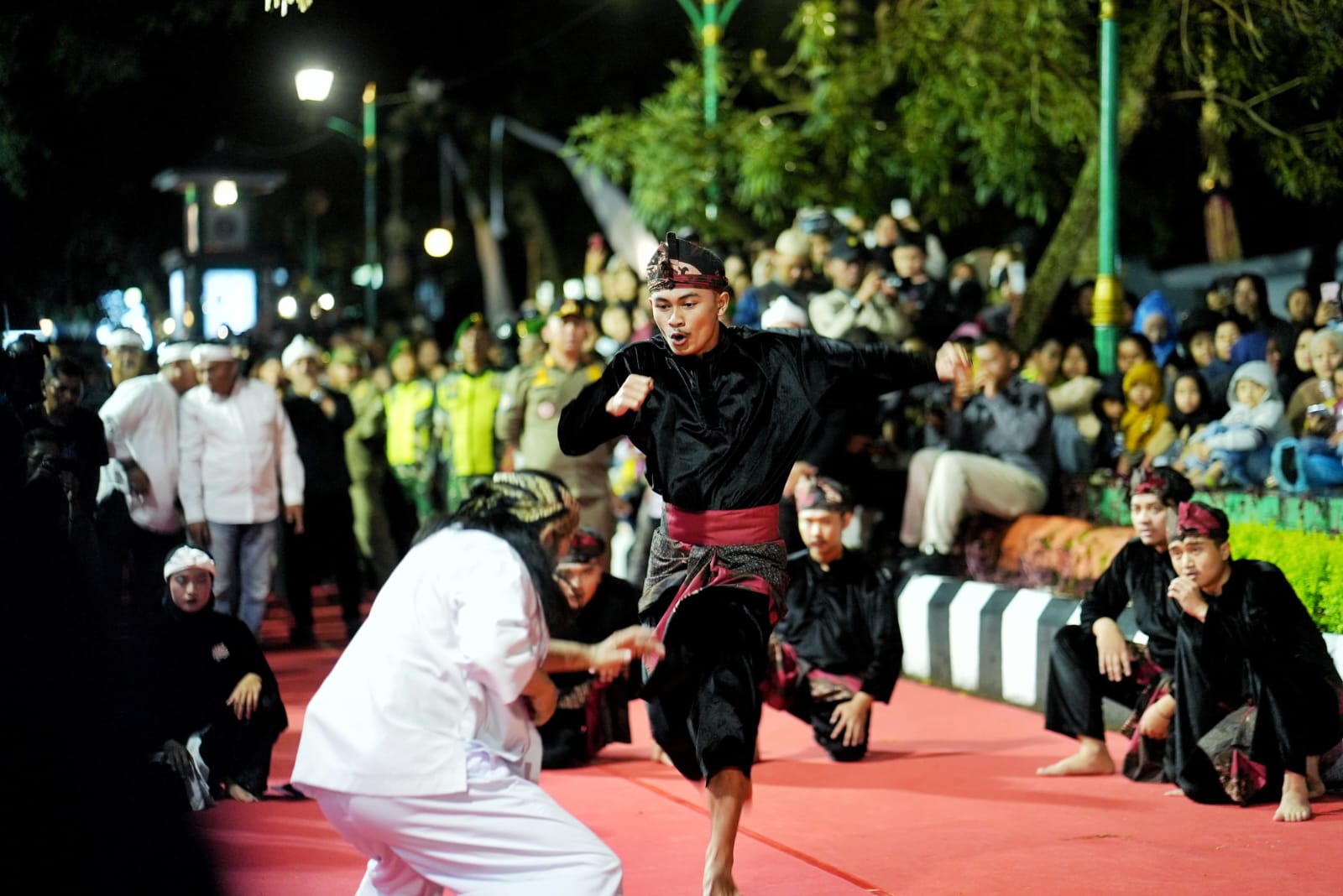 Penuhi Permintaan Masyarakat, Kirab Budaya Tatar Sunda Mampir di Garut