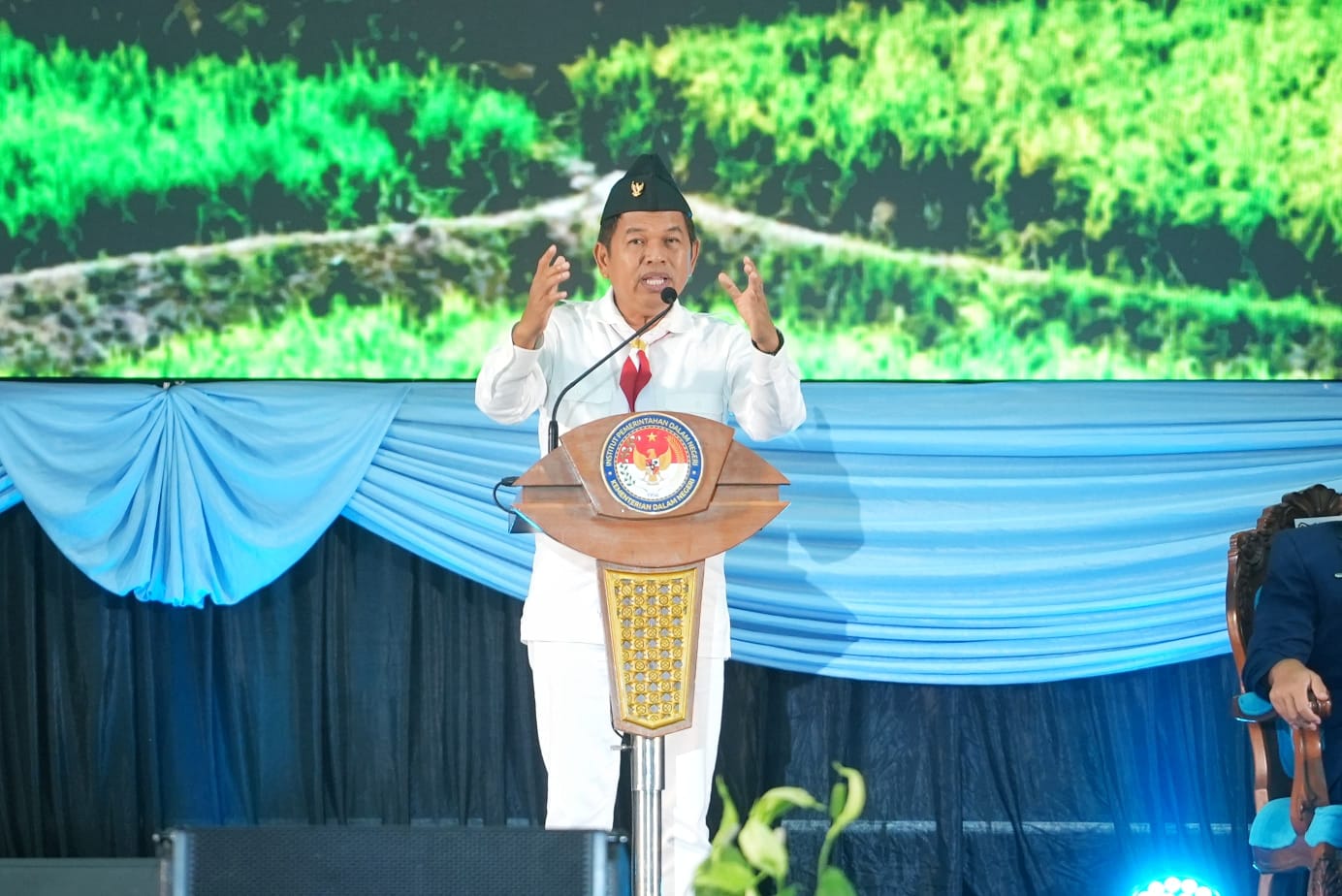 KDM Minta Praja IPDN Jadi Pemimpin Berorientasi Pelestarian Alam