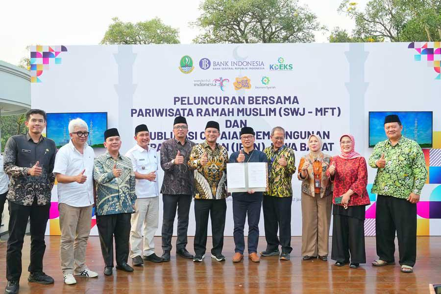 Wagub Erwan Dorong Pemerintah Kabupaten dan Kota Kembangkan Wisata Ramah Muslim