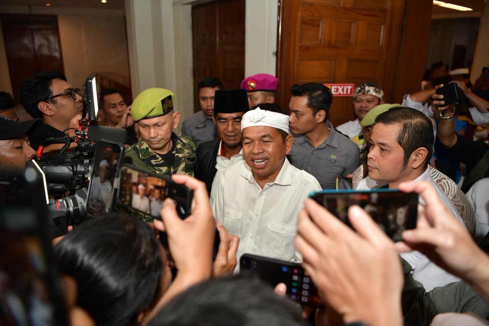KDM Ajak LPM Ikut Andil dalam Percepatan Pembangunan Desa dan Kelurahan di Jawa Barat