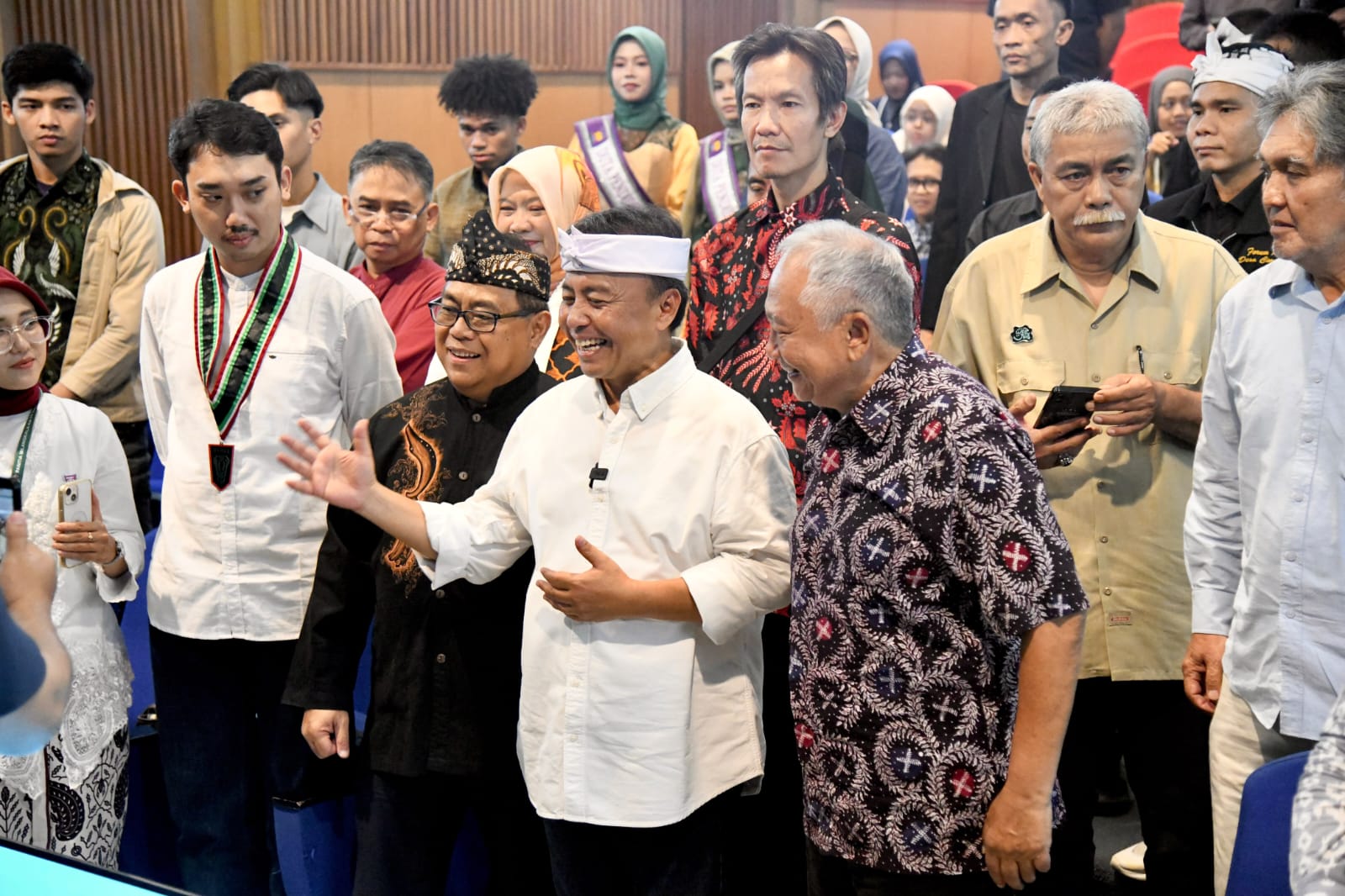 Sekda Herman Dorong Pemuda Sunda Berdaya di Bidang Pendidikan dan Ekonomi