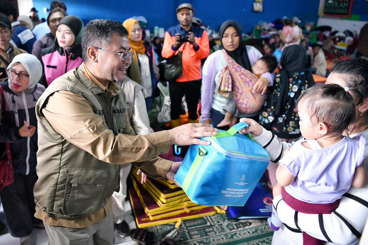 Wagub Jabar Pastikan Pencarian Korban Longsor Dilakukan Secara Maksimal
