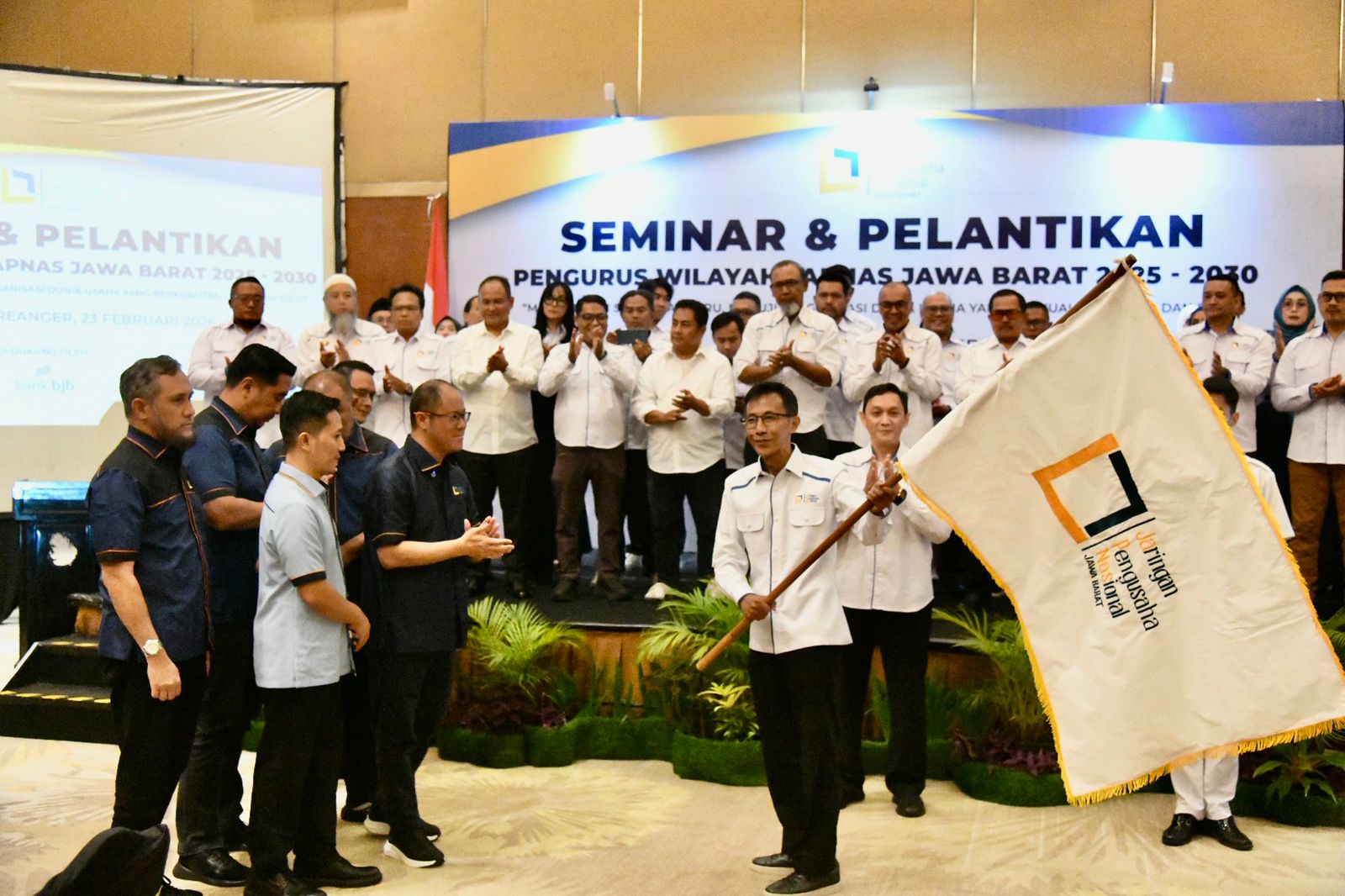 Wagub Erwan Ajak Pengusaha Besar dan Menengah Jadi Mentor UMKM Jabar