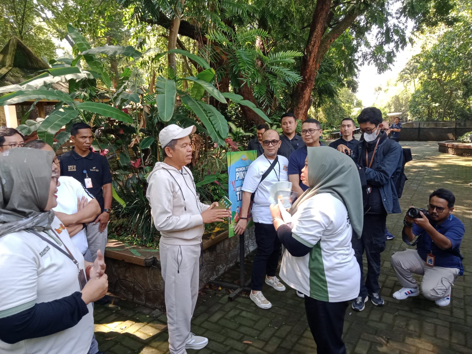 Karyawan Bonbin Bandung Apresiasi Langkah KDM Bayarkan Gaji Dua Bulan